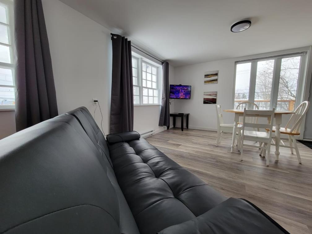 Aux 4 Vents - Auberg'Inn Carleton-sur-Mer Exterior photo
